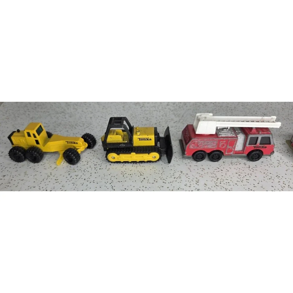 Vtg Mini Tonka Construction & Fire Trucks Maisto Hasbro Lil Chuck & Friends Lot